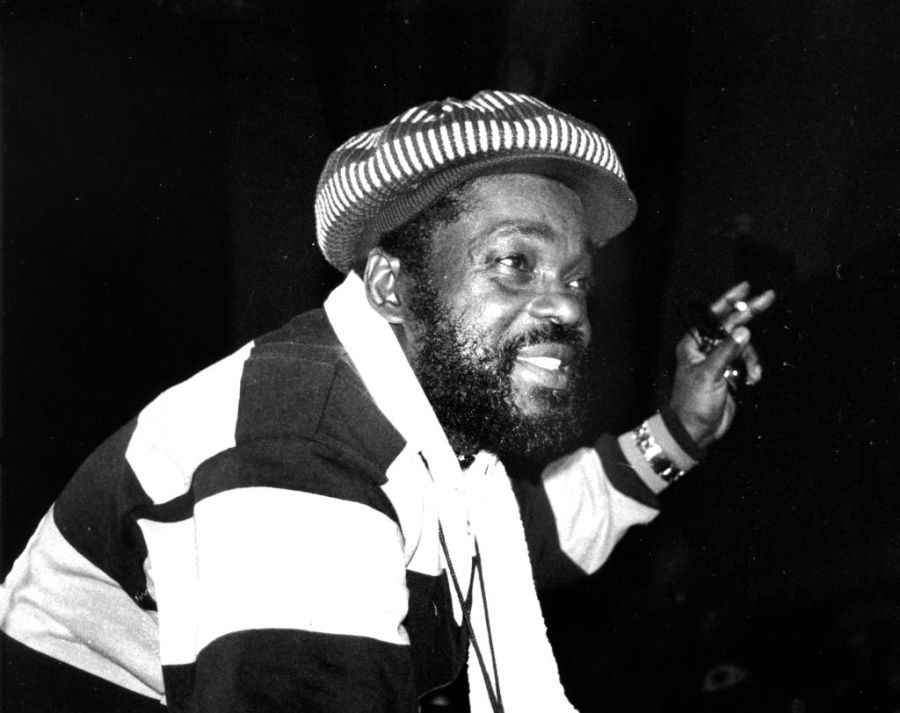 Family Man Aston Barrett 2004