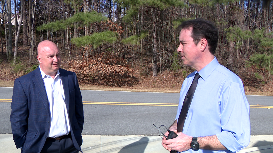 Mulberry Mayor Pro Tem Michael Rudnick told the FOX 5 I-Team that West Rock Quarry Road has two main problems: the dead end, and dangers to students turning left out of the school.