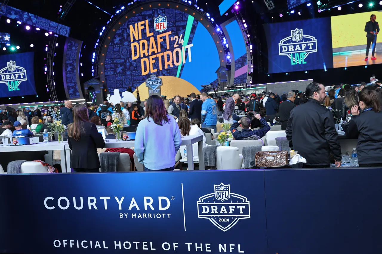 2024NFLDraft_1980.6633be84aeca7.png