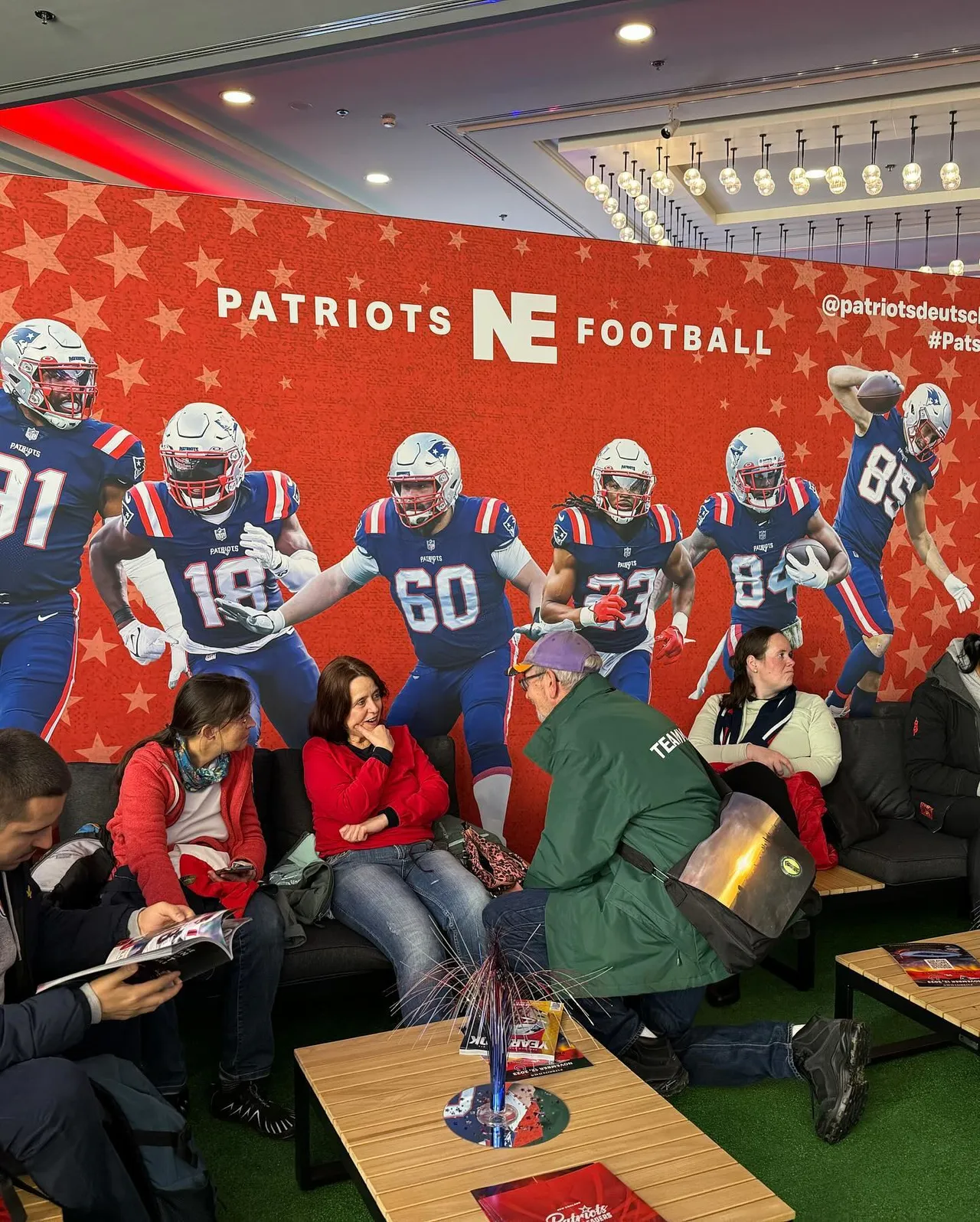 Meet_Boston_Germany_Activation_3_.655290a8465a5.png