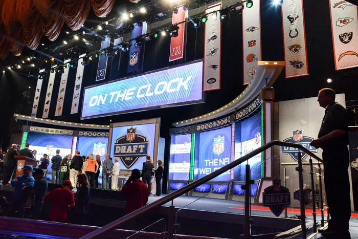 bizbash_nfl_draft_day_at_radio_city_music_hall_photo_by_gustavo_ponce_12.png