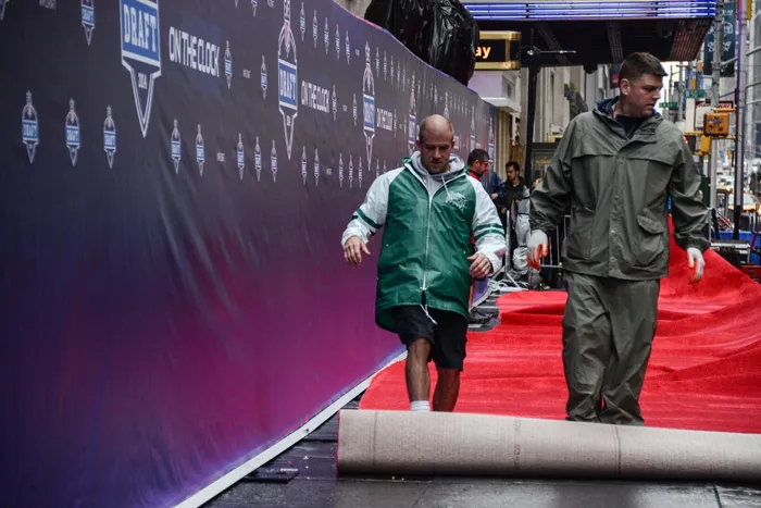 bizbash_nfl_draft_day_at_radio_city_music_hall_photo_by_gustavo_ponce_22.png