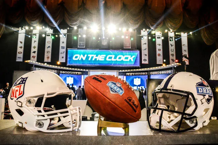 bizbash_nfl_draft_day_at_radio_city_music_hall_photo_by_gustavo_ponce_9.png