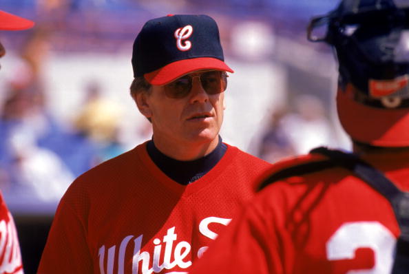 Jeff Torborg speaks with his team