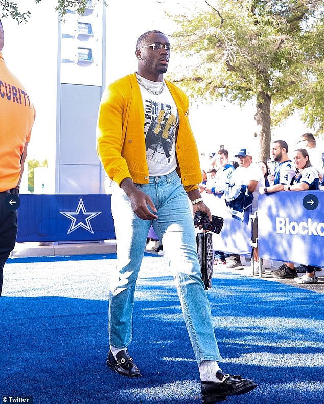 Jayron Kearse of the Dallas Cowboys had a yellow cardigan and tight jeans for his own arrival