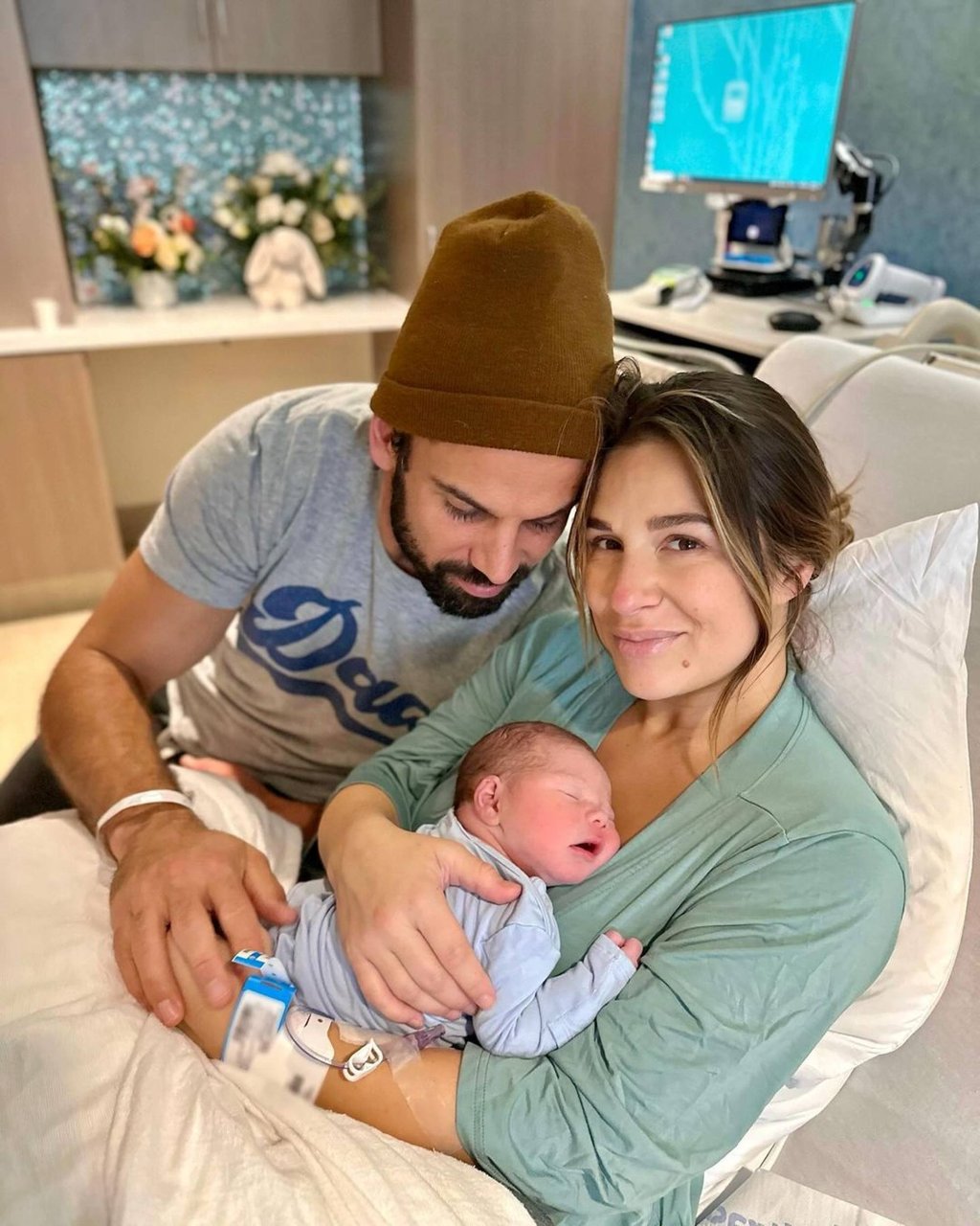 Happy parents Eric Decker and Jessie James Decker welcomed their son Denver on February 19. Photo: @ericdecker/Instagram