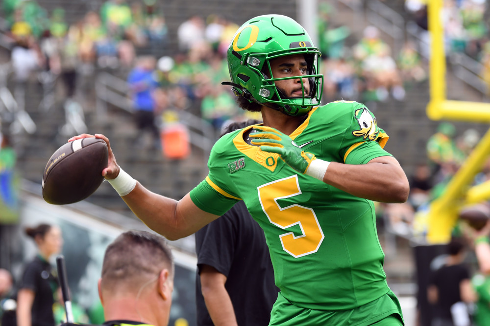 COLLEGE FOOTBALL: SEP 06 Oklahoma State at Oregon - Dynasty Nerds Dante Moore QB Oregon sets back to pass deep for the 2026 Dynasty Rookie Big Board Rankings dynasty Fantasy Football rookies 2026 NFL Draft Prospects Update