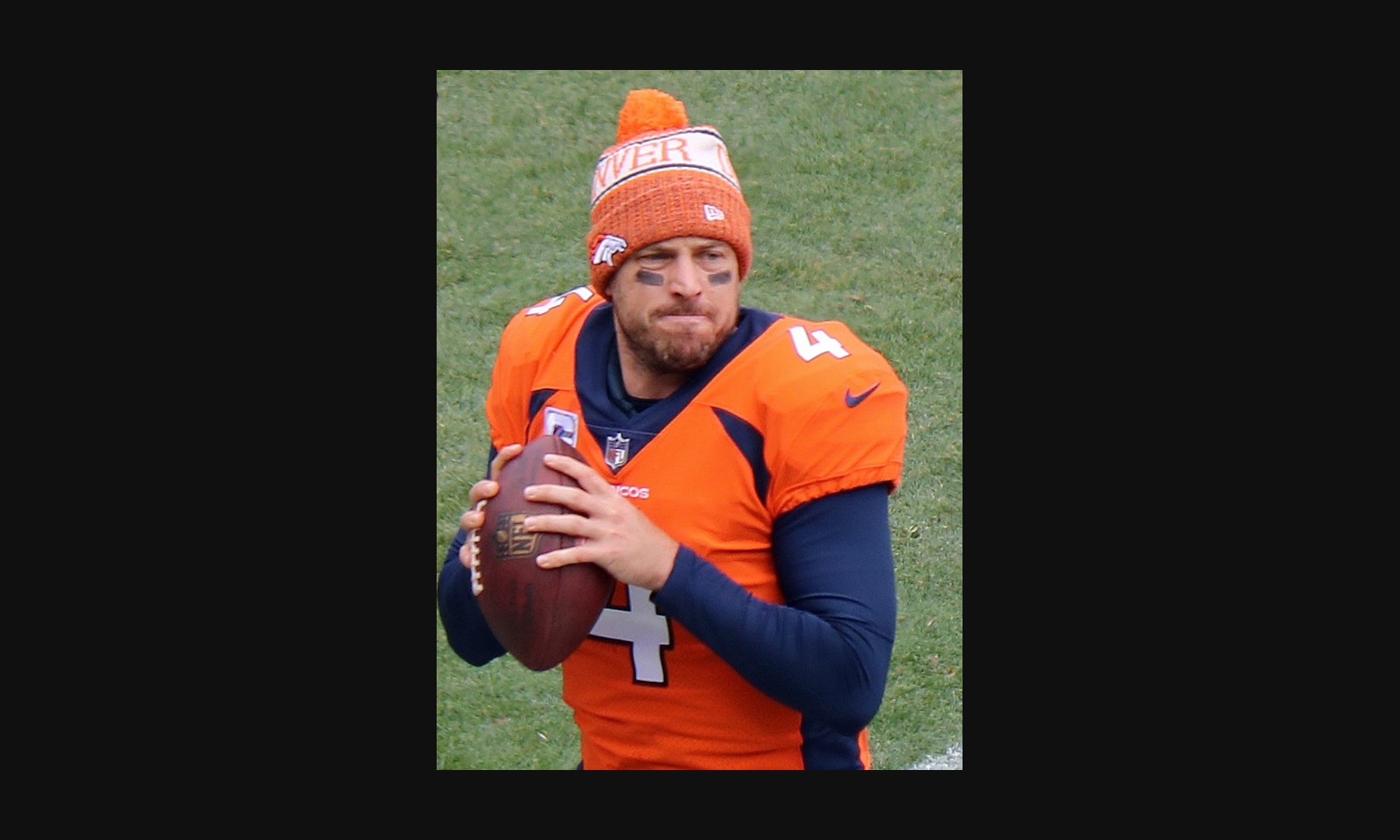 Case Keenum Helps Bears Defeat Eagles 27–7 on Monday Night